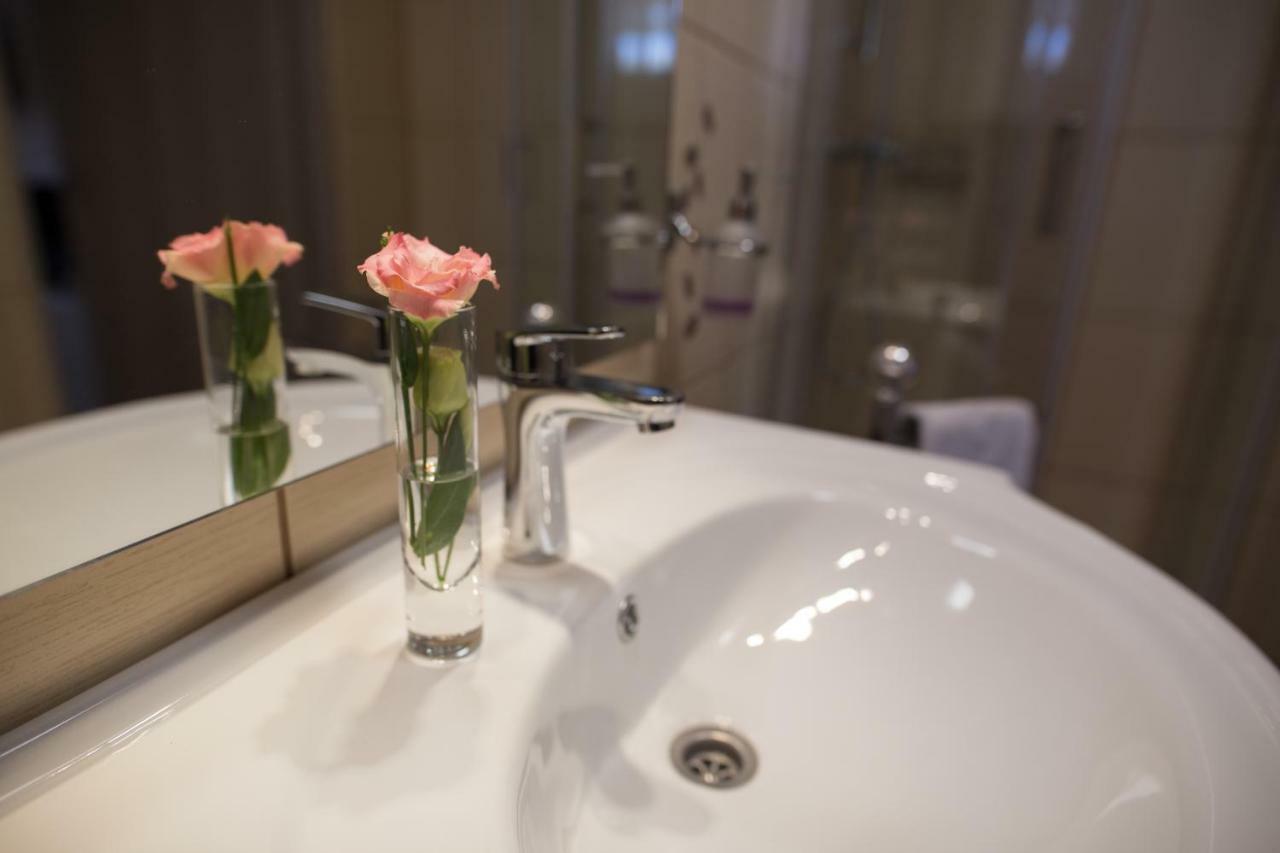 Boroka Vendeghaz Turkeve Hotel ภายนอก รูปภาพ